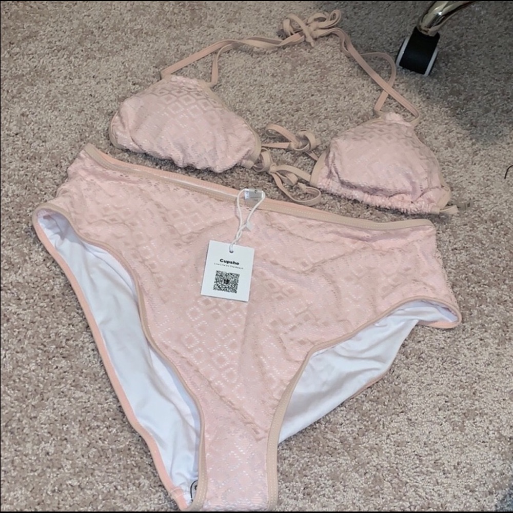 Cupshe high waisted bathing suit